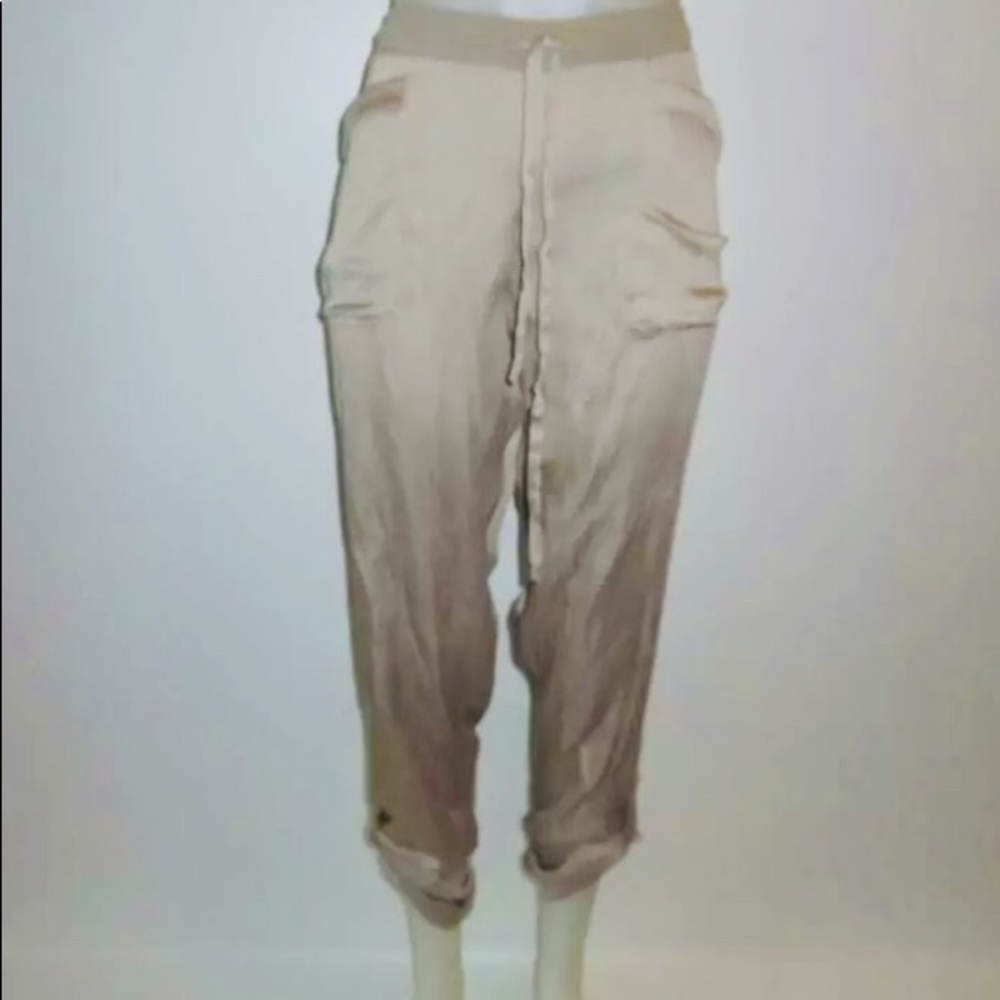 BCBG MAX AZRIA “KIARA” SATIN CROPPED RELAXED PANTS